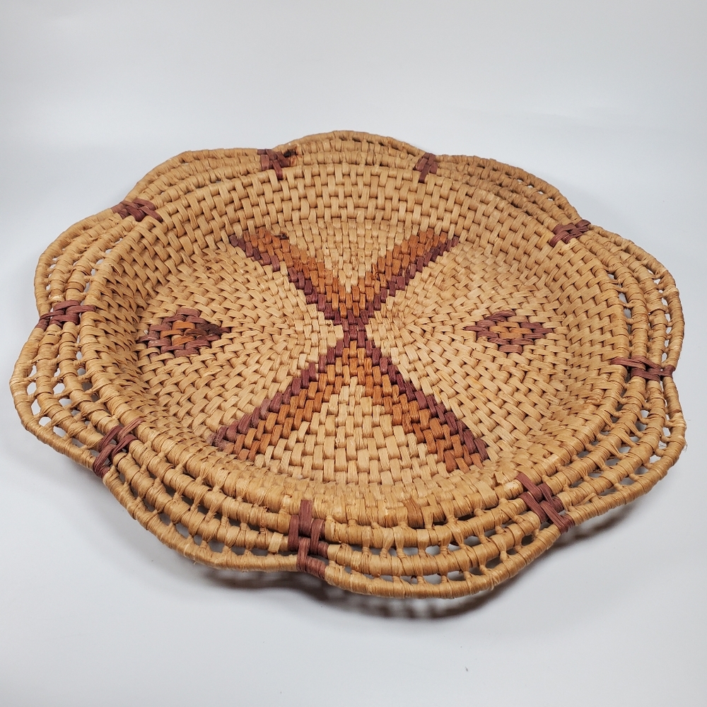 Vintage Wicker Rattan Tray Fruit Catch All Center Piece Basket Handmade Boho MCM